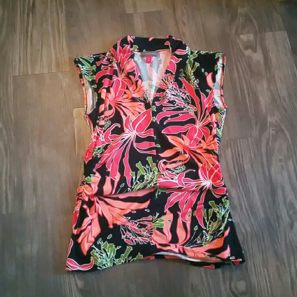 VINCE CAMUTO TOP!!..